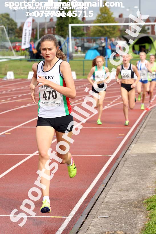 Womens under-17s 1500 metres, Northern Under-17s/U-15s and U13s Champs, Leigh Sports Village, Leigh. Photo: David T. Hewitson/Sports for All Pics